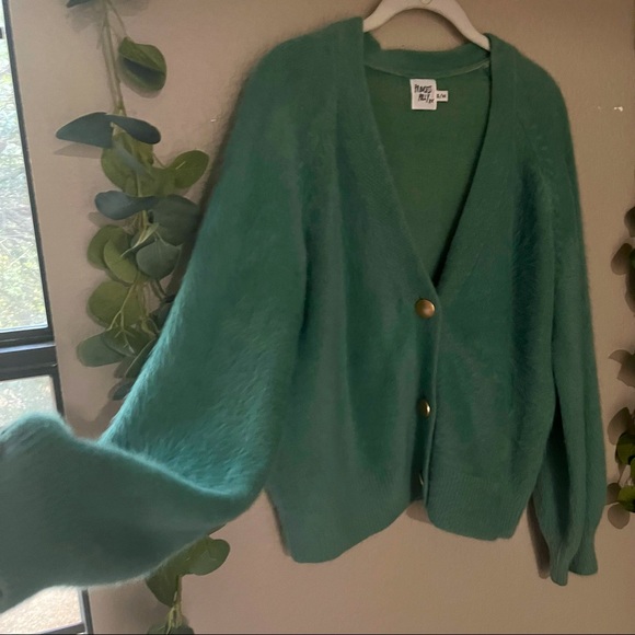 Princess Polly Fuzzy Green Wool Blend Cardigan with Gold Buttons... Very Soft💐 - Picture 6 of 10